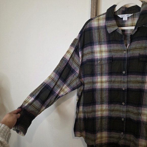 ⭐️40% Off⭐️ Old Navy The Boyfriend Shirt Flannel Button Down Tunic- Pink Olive - Picture 10 of 14